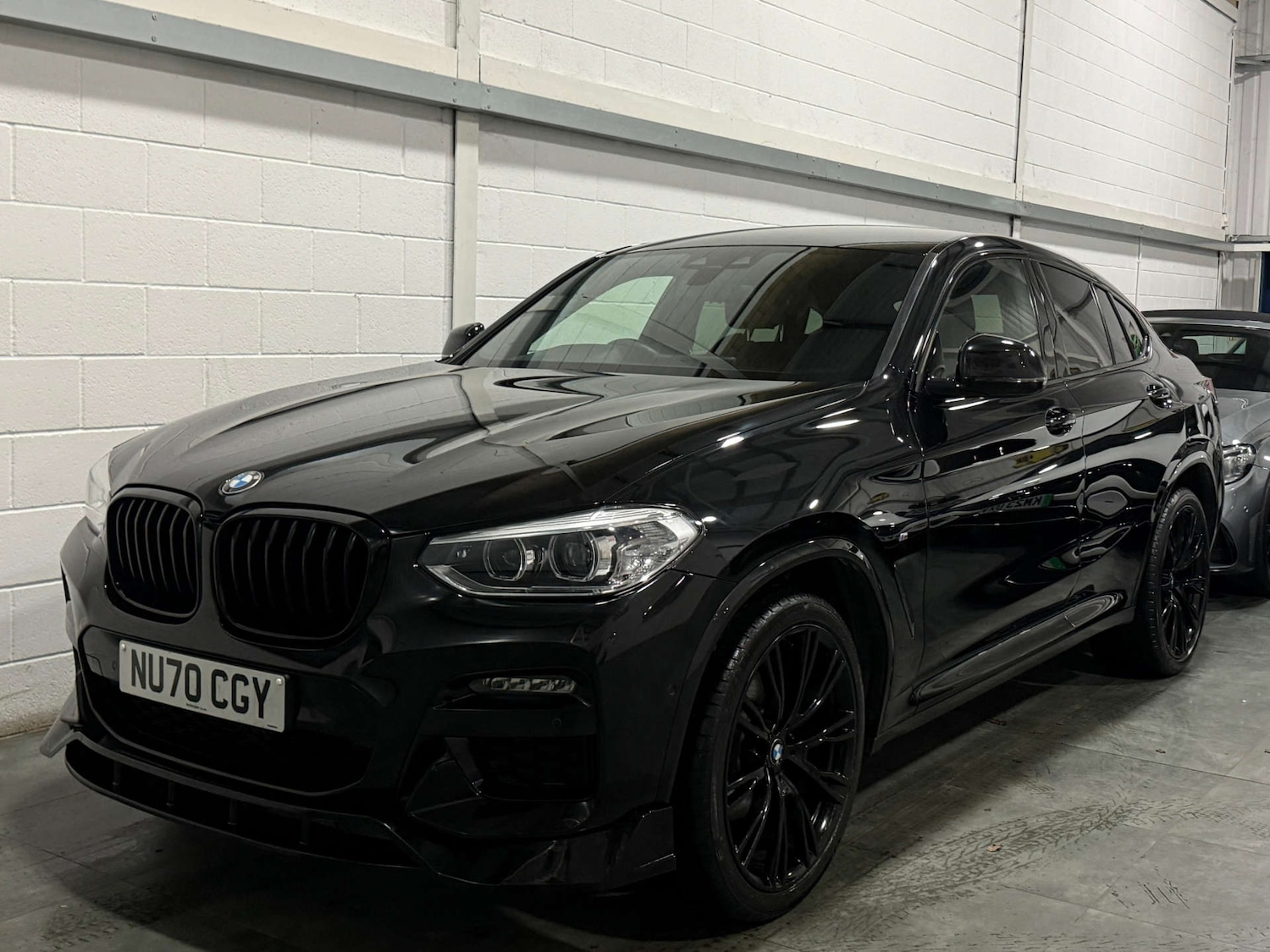 Used BMW X4 2020 for sale - 76966977: Photo 3