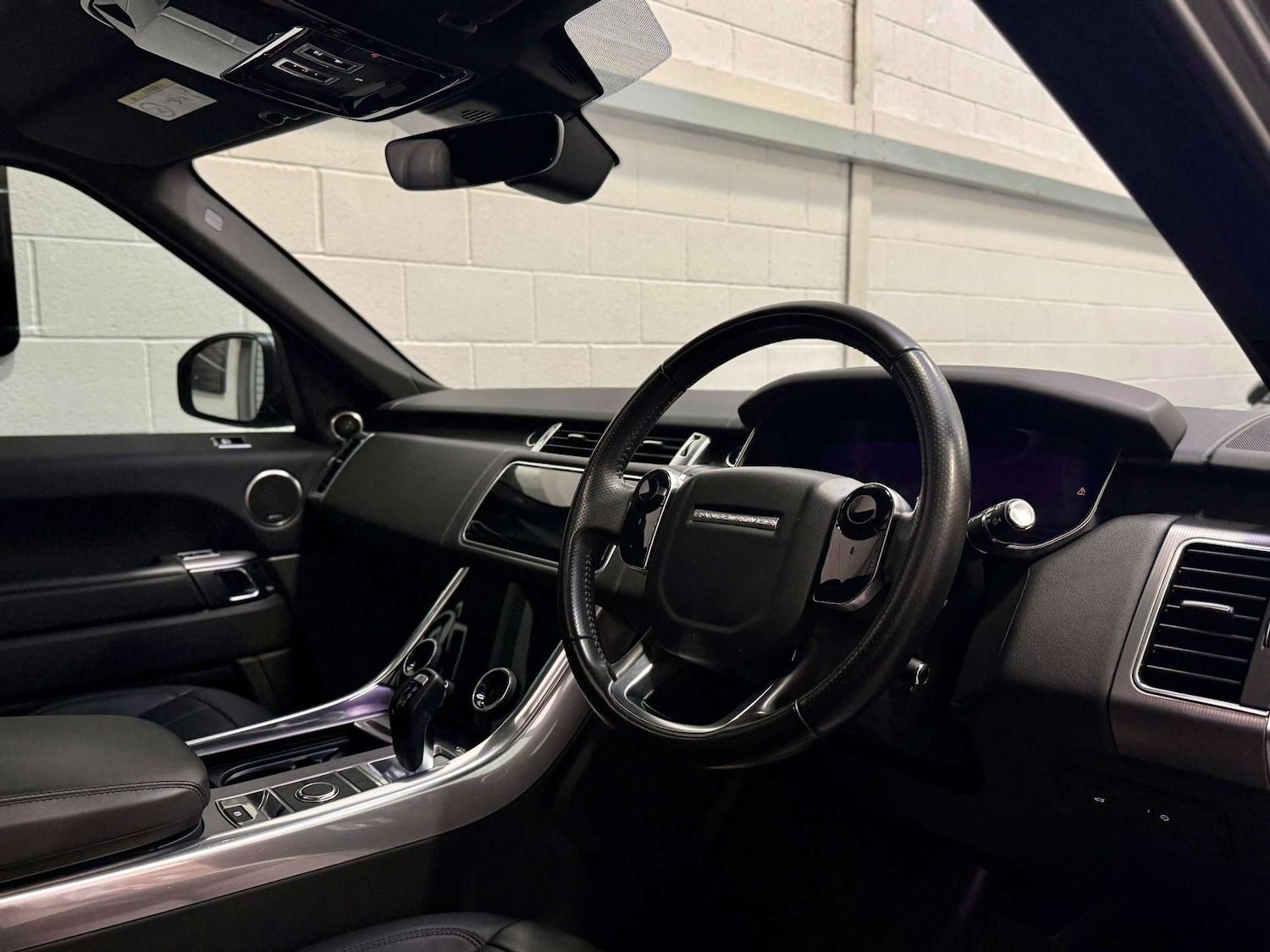 Used Land Rover Range Rover Sport 2017 for sale - 76628229: Photo 13