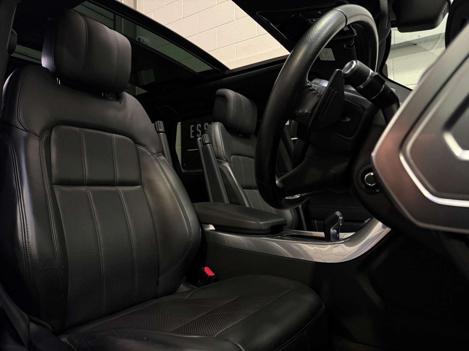 Used Land Rover Range Rover Sport 2017 for sale - 76628229: Photo 14