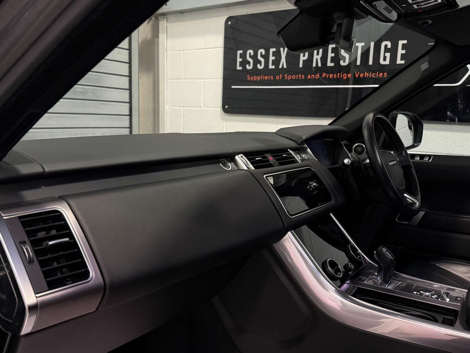 Used Land Rover Range Rover Sport 2017 for sale - 76628229: Photo 15