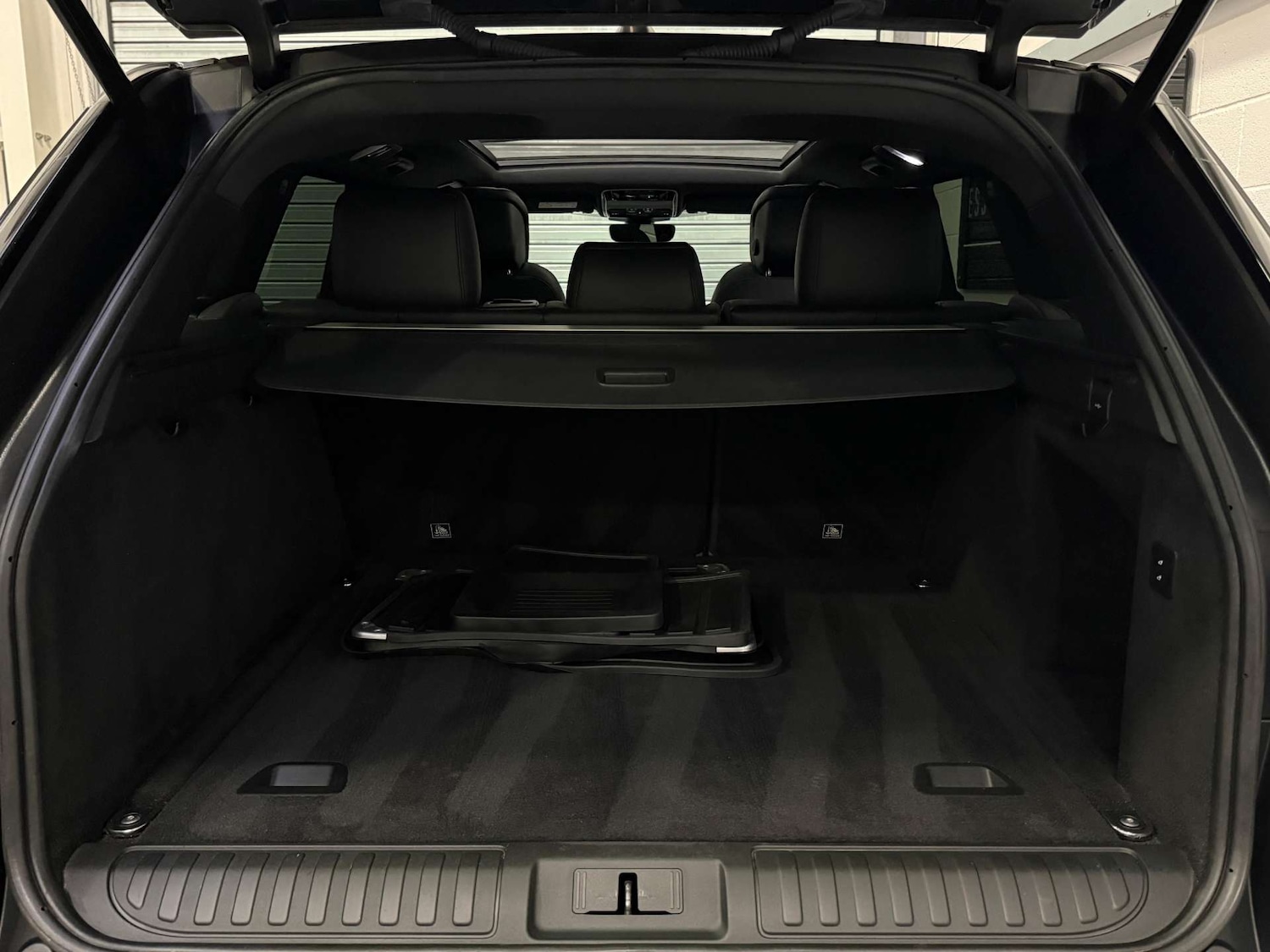 Used Land Rover Range Rover Sport 2017 for sale - 76628229: Photo 24