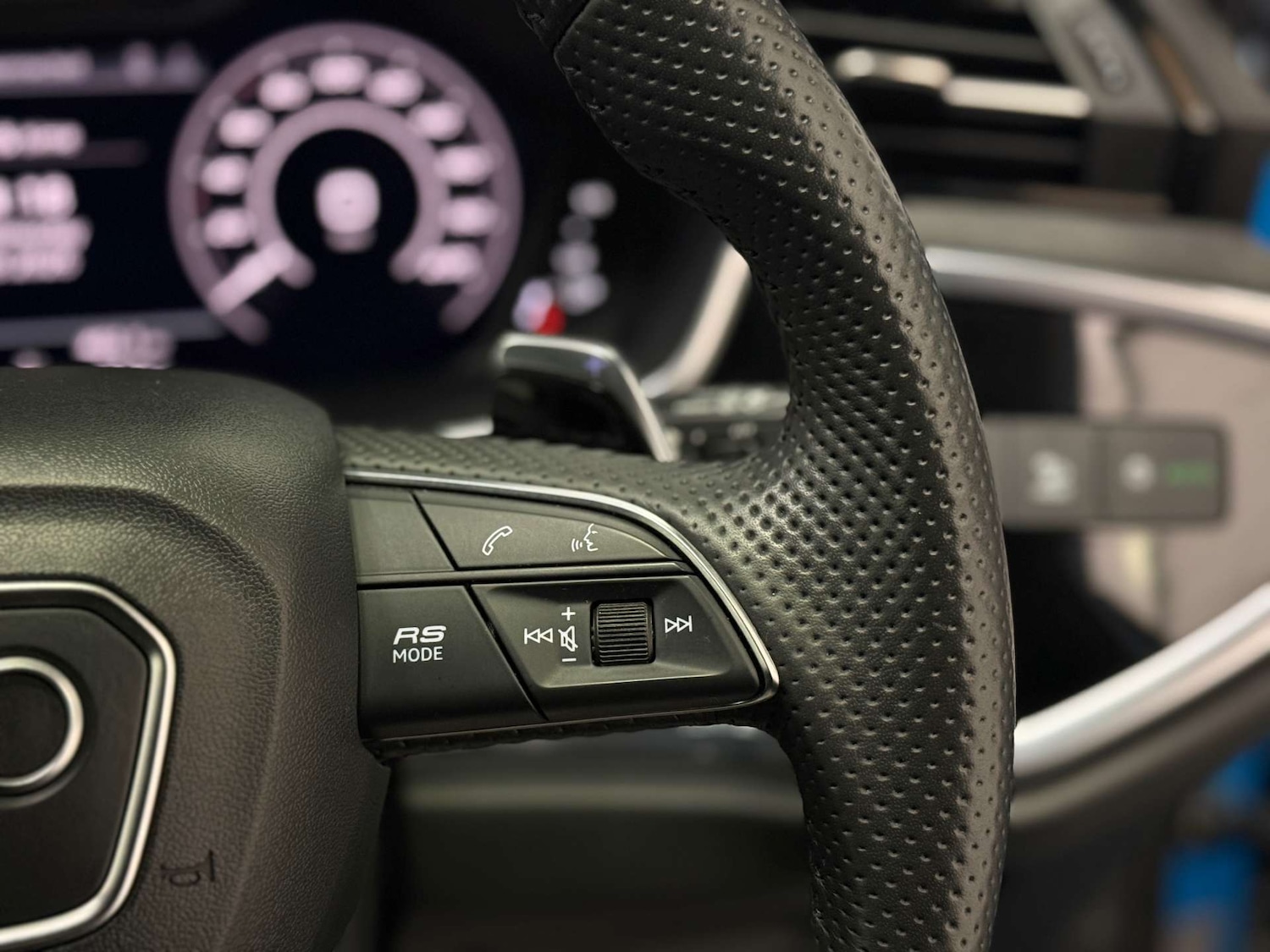 Used Audi RS Q3 2020 for sale - 77745465: Photo 21