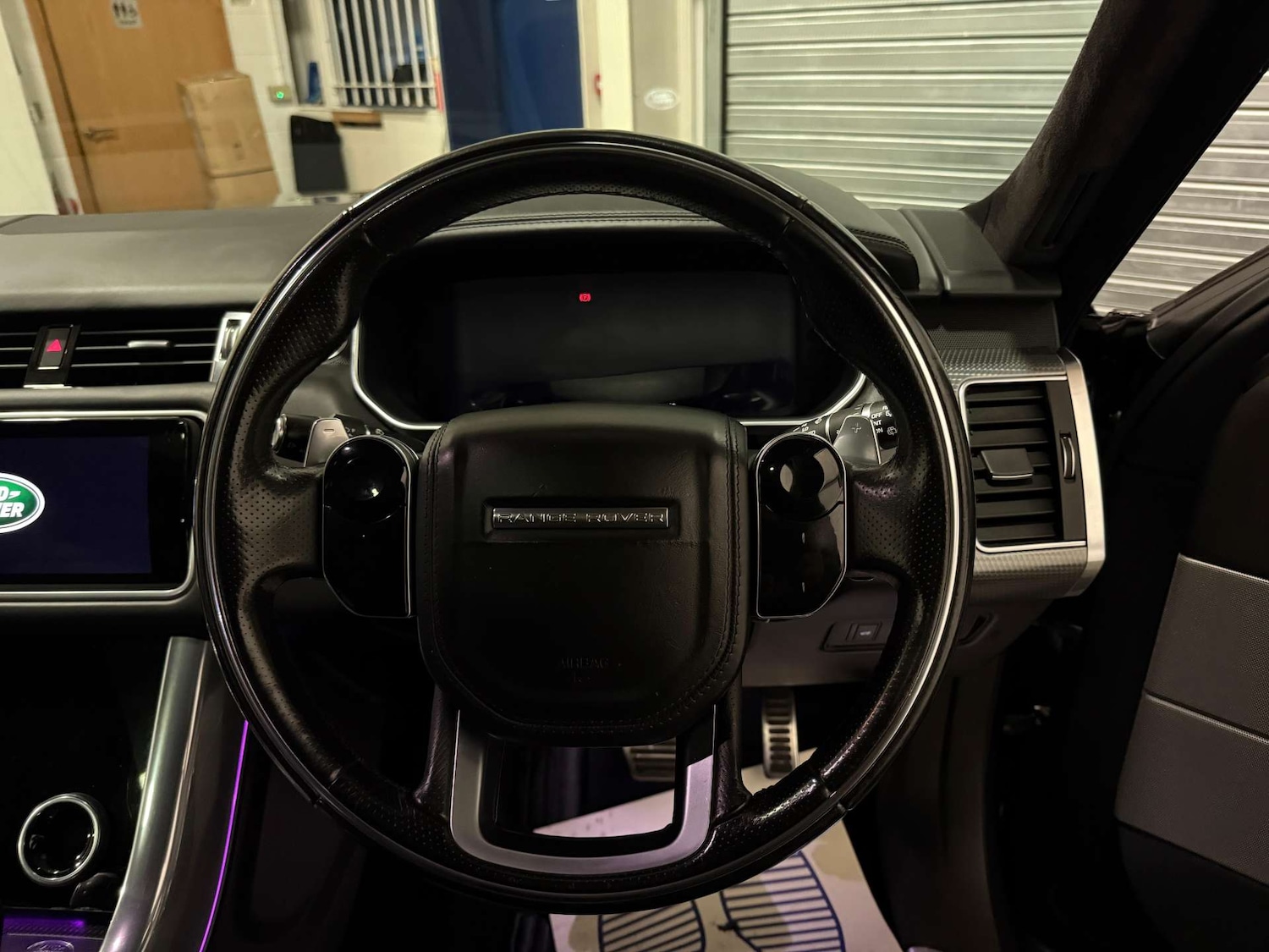 Used Land Rover Range Rover Sport 2018 for sale - 76711682: Photo 11