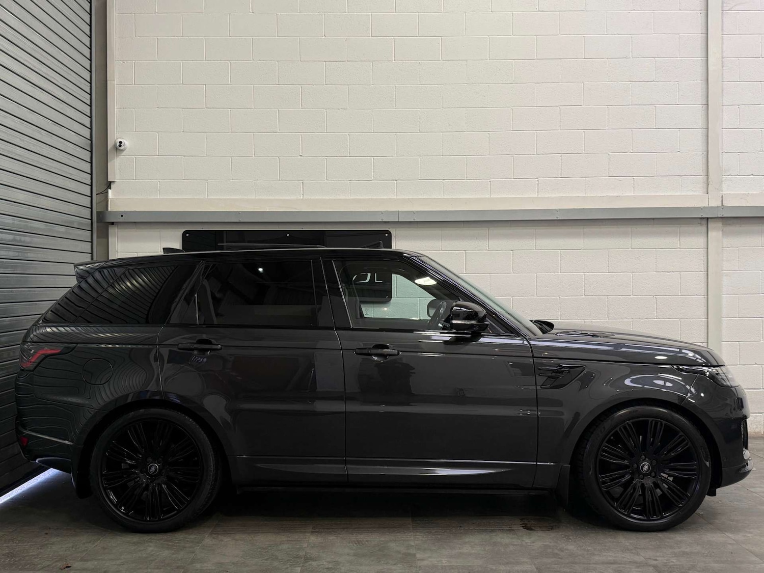 Used Land Rover Range Rover Sport 2018 for sale - 76711682: Photo 4