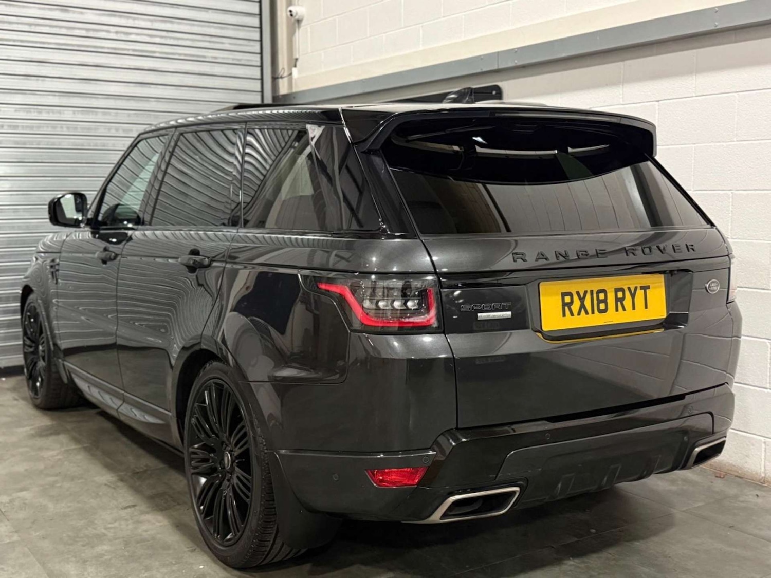 Used Land Rover Range Rover Sport 2018 for sale - 76711682: Photo 5