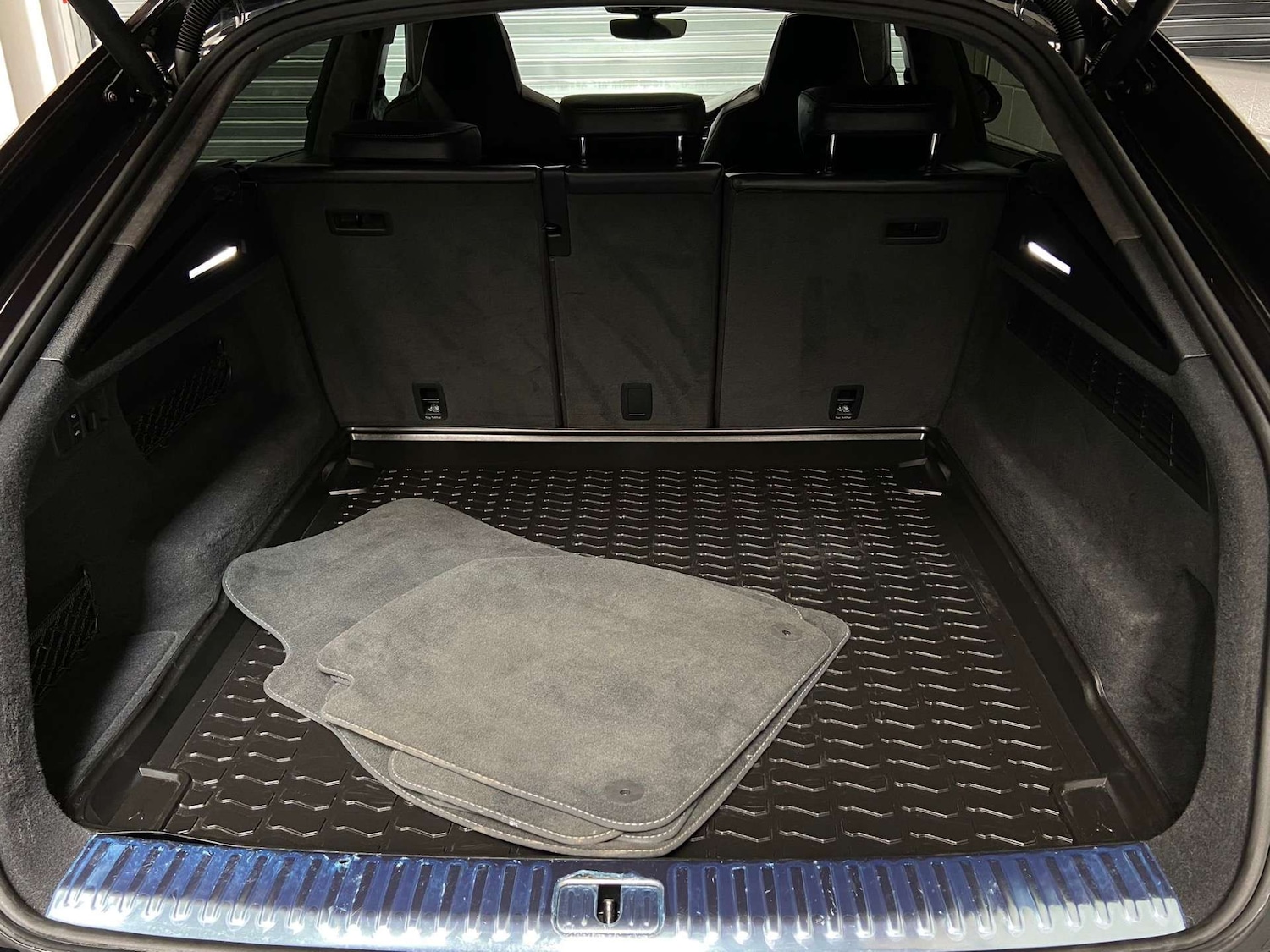 Used Audi Q8 2019 for sale - 77745460: Photo 26