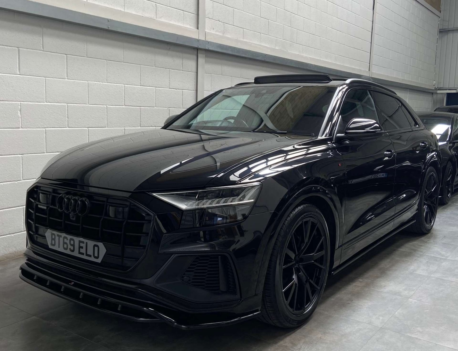 Used Audi Q8 2019 for sale - 77745460: Photo 3