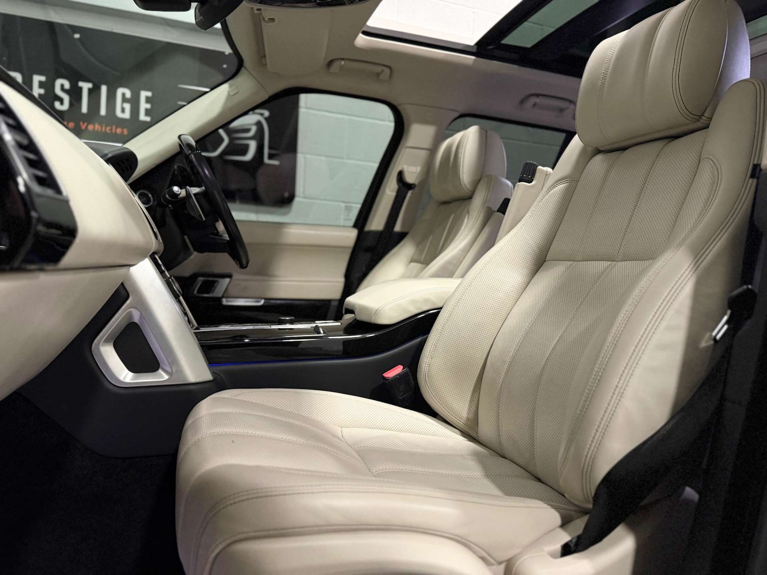 Used Land Rover Range Rover 2017 for sale - 77207666: Photo 16