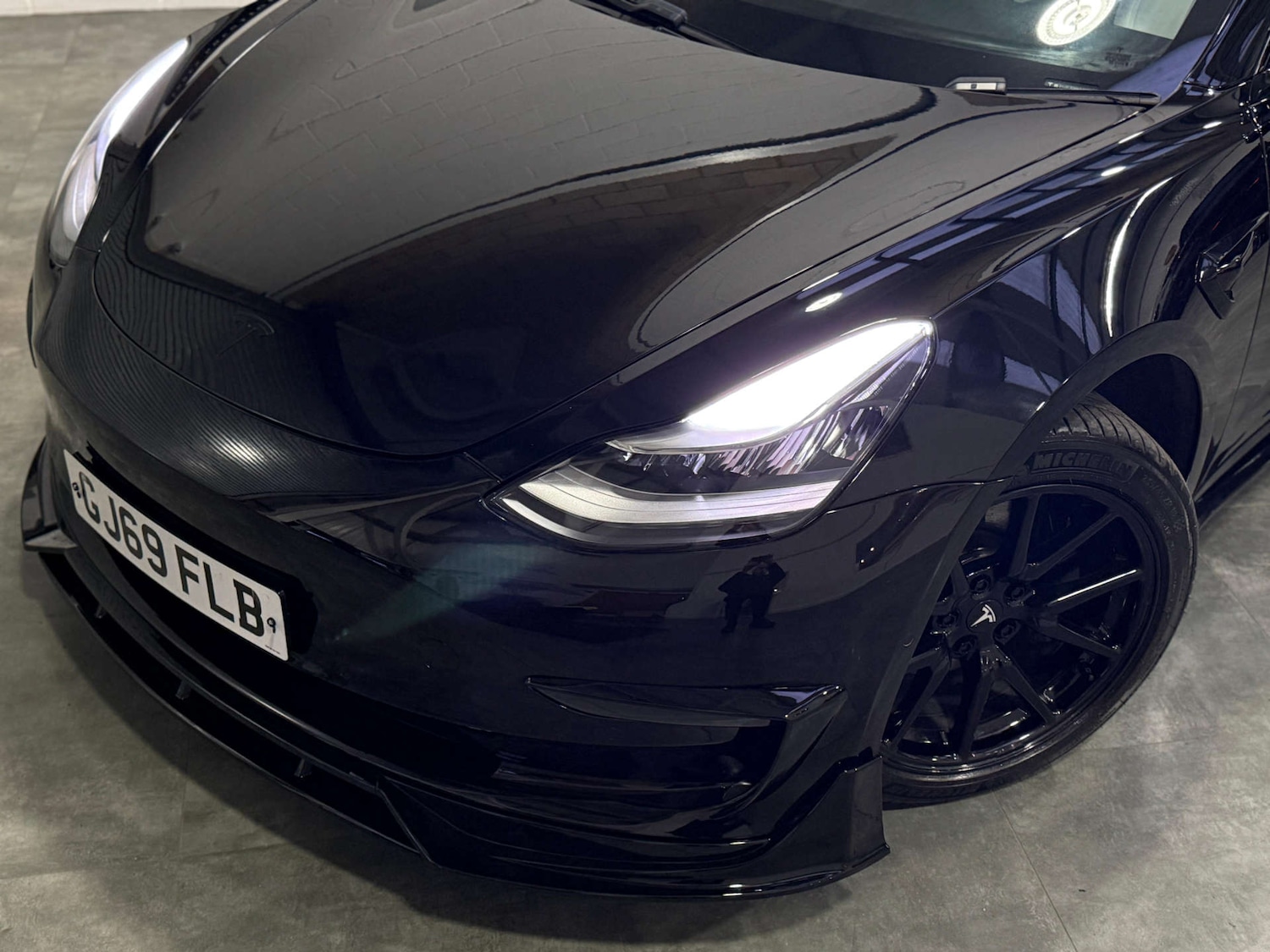 Used Tesla Model 3 2019 for sale - 77342230: Photo 11