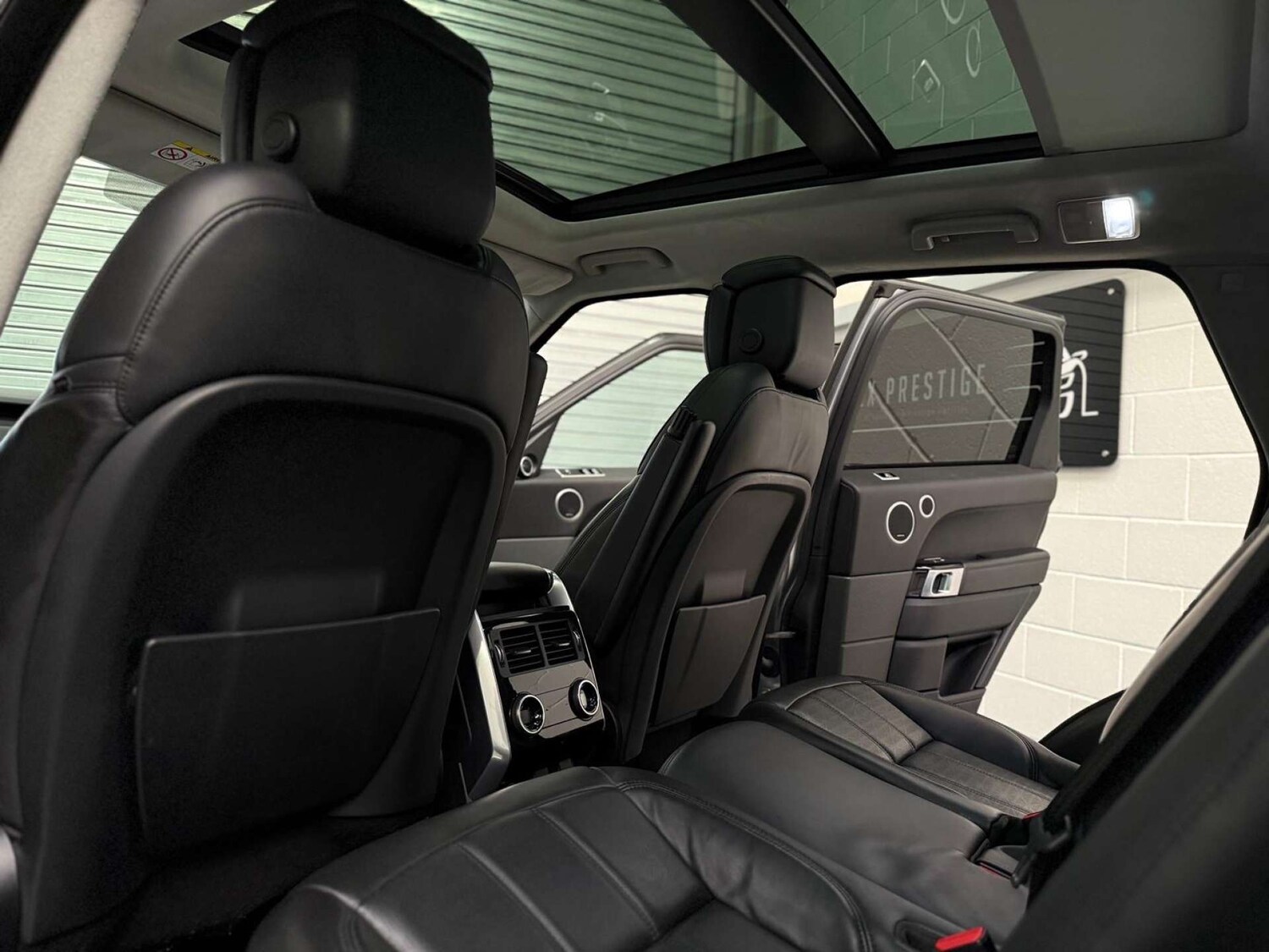 Used Land Rover Range Rover Sport 2018 for sale - 78056692: Photo 18