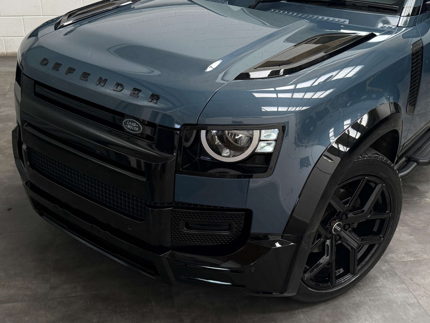 Used Land Rover Defender 2020 for sale - 76536202: Photo 11