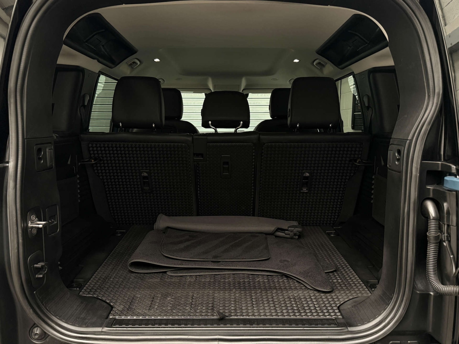 Used Land Rover Defender 2020 for sale - 76536202: Photo 23