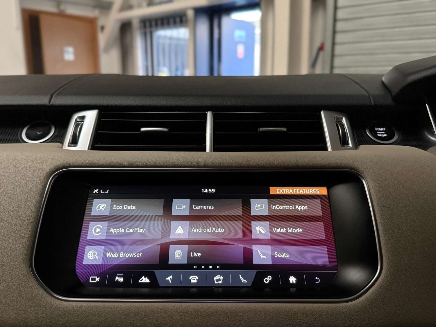 Used Land Rover Range Rover Sport 2017 for sale - 76621488: Photo 24