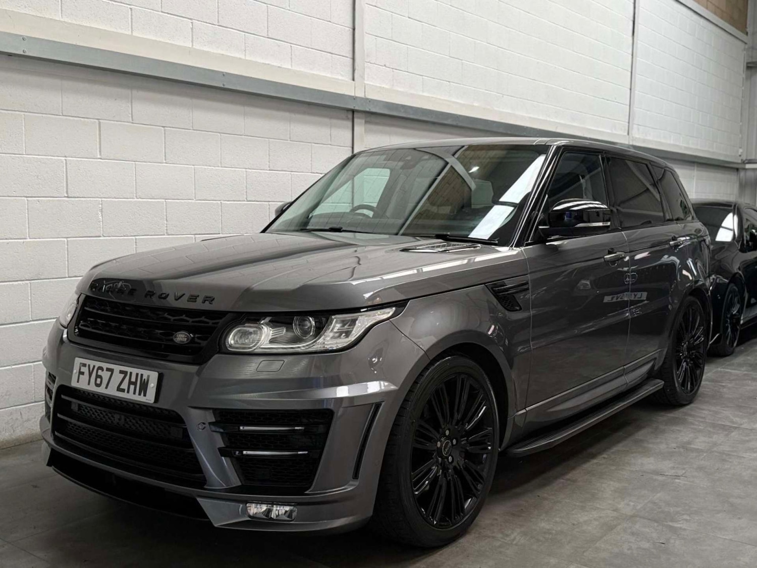 Used Land Rover Range Rover Sport 2017 for sale - 76621488: Photo 3