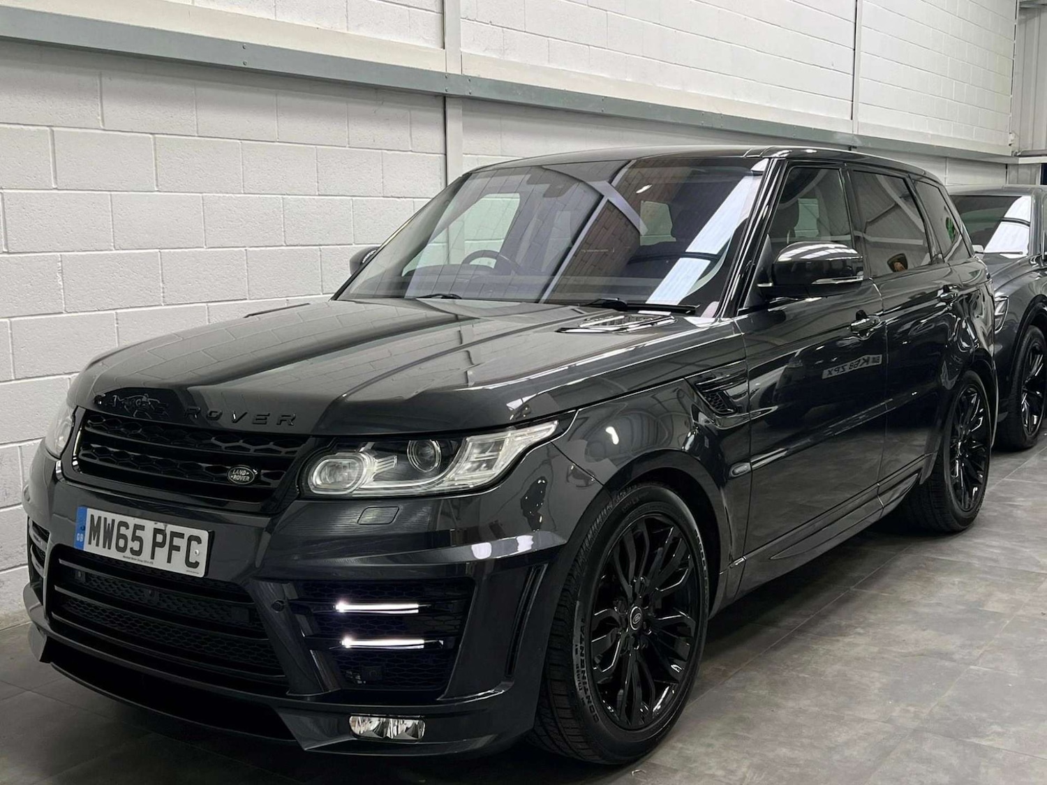 Used Land Rover Range Rover Sport 2015 for sale - 76713370: Photo 3