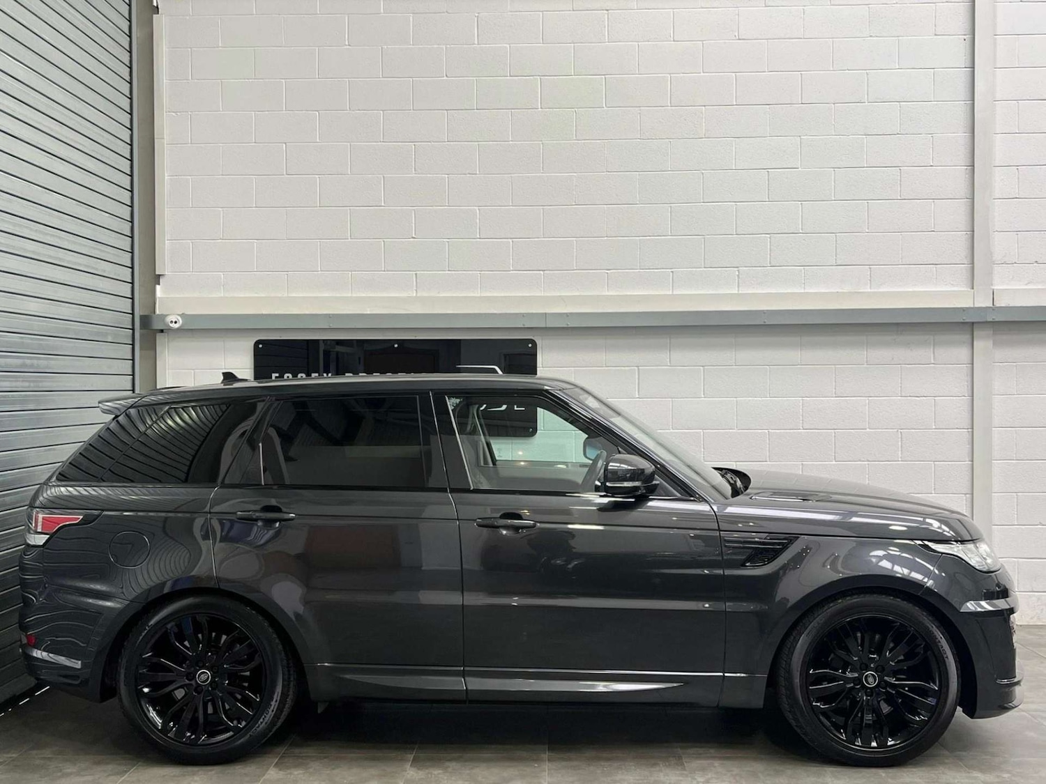 Used Land Rover Range Rover Sport 2015 for sale - 76713370: Photo 5