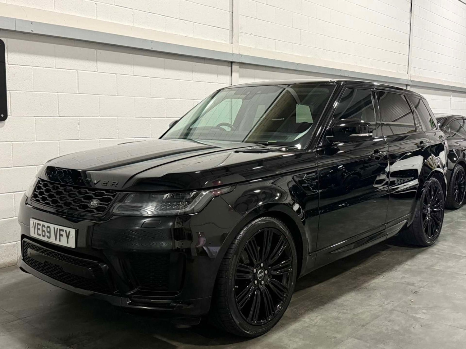 Used Land Rover Range Rover Sport 2019 for sale - 76659849: Photo 3