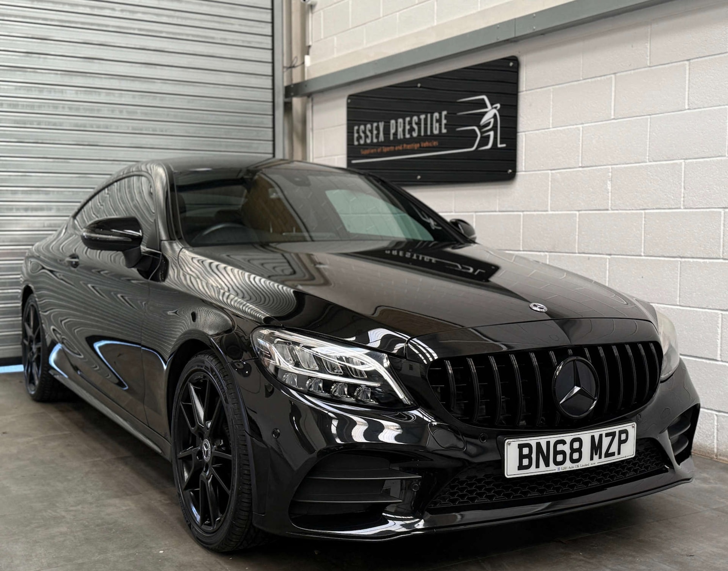 Used Mercedes-Benz C Class 2018 for sale - 76709166: Photo 1