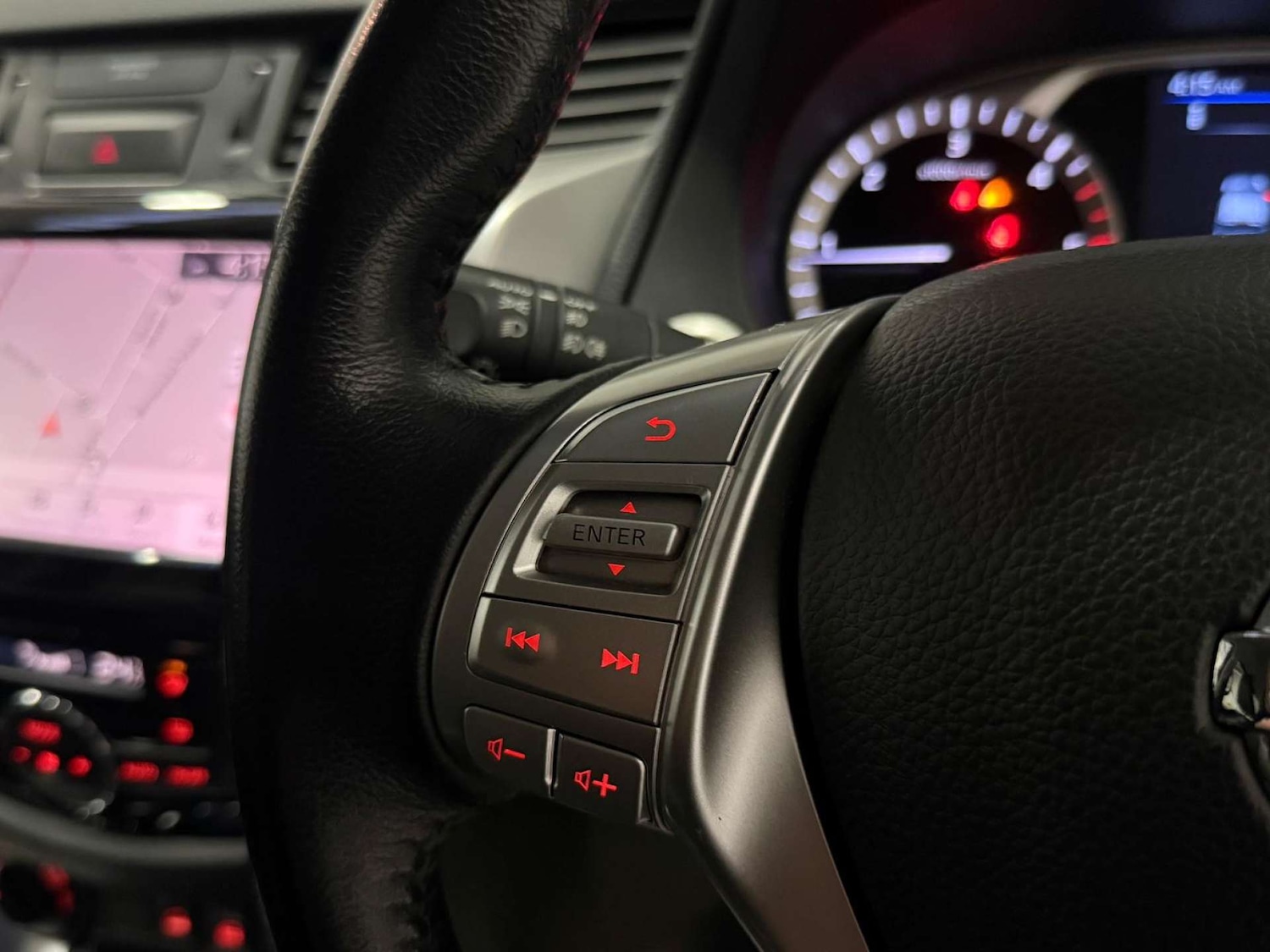 Used Nissan Navara 2020 for sale - 77227830: Photo 21