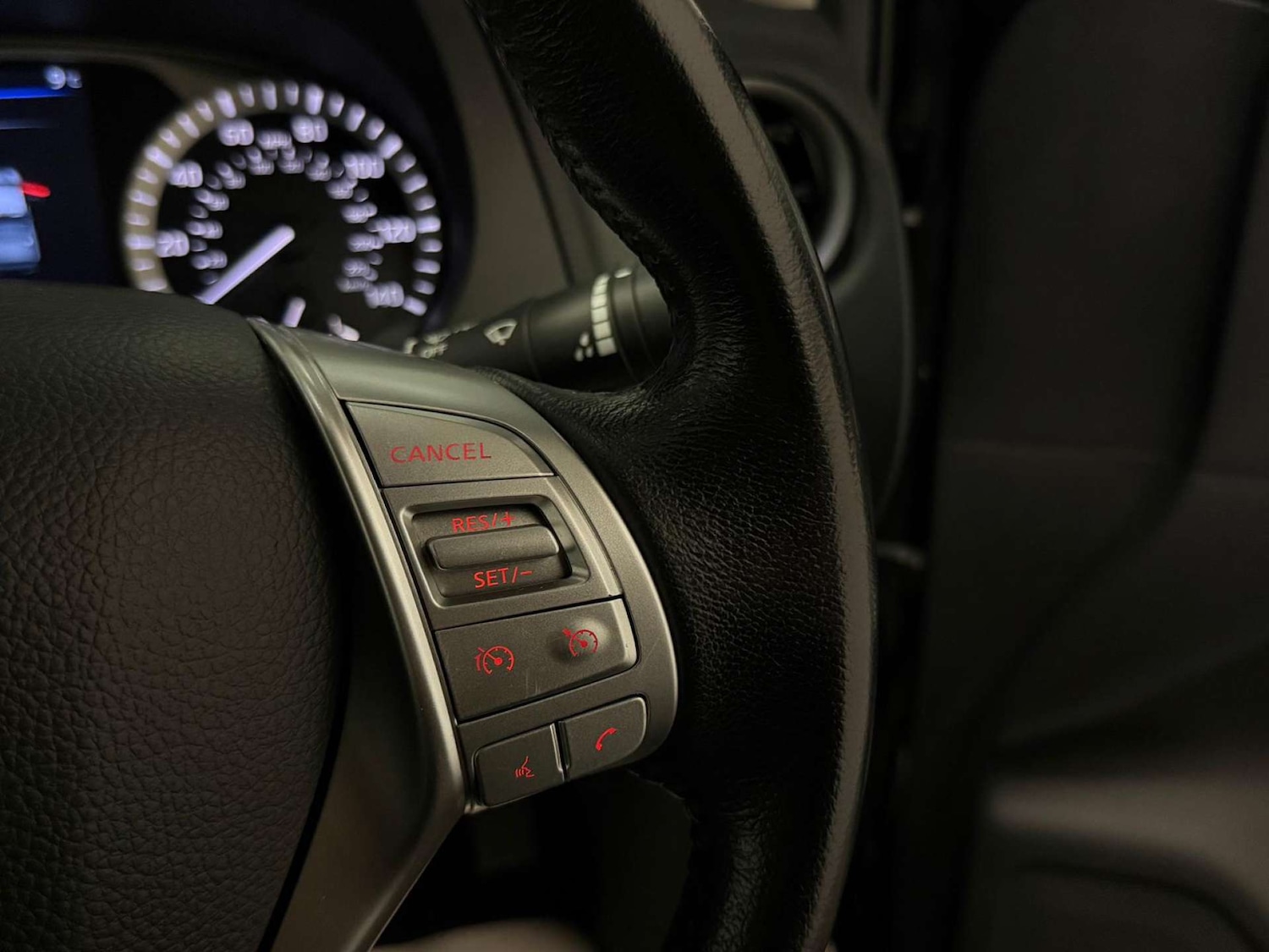 Used Nissan Navara 2020 for sale - 77227830: Photo 23