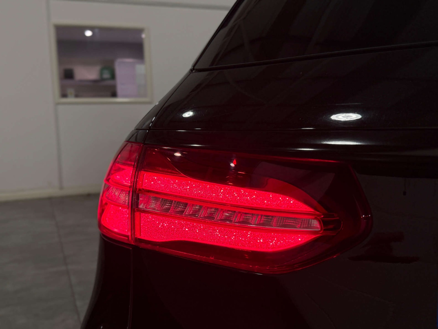 Used Mercedes-Benz E Class 2017 for sale - 76744012: Photo 12