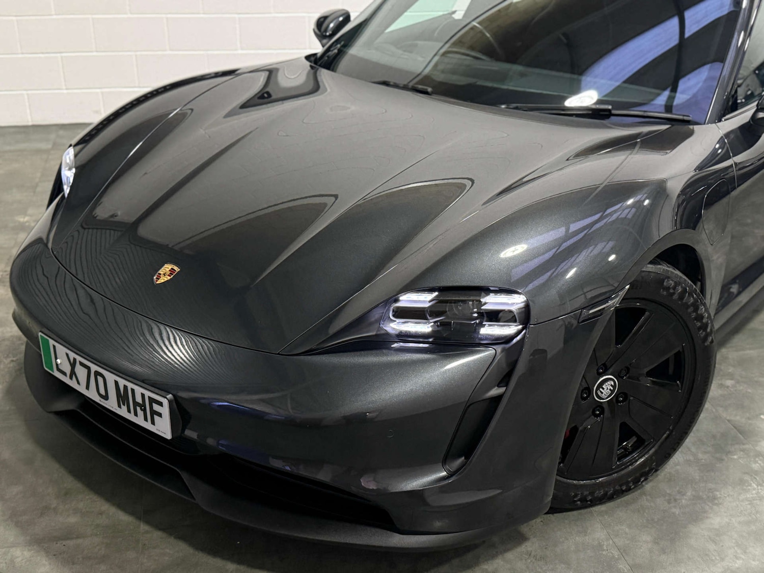 Used Porsche Taycan 2020 for sale - 77413344: Photo 11