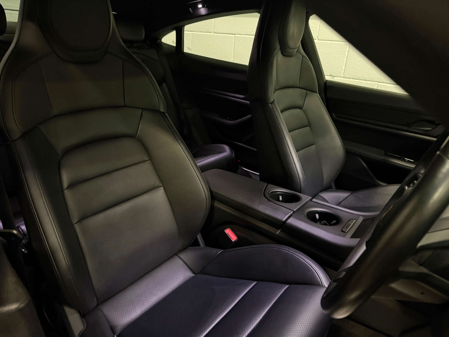 Used Porsche Taycan 2020 for sale - 77413344: Photo 16