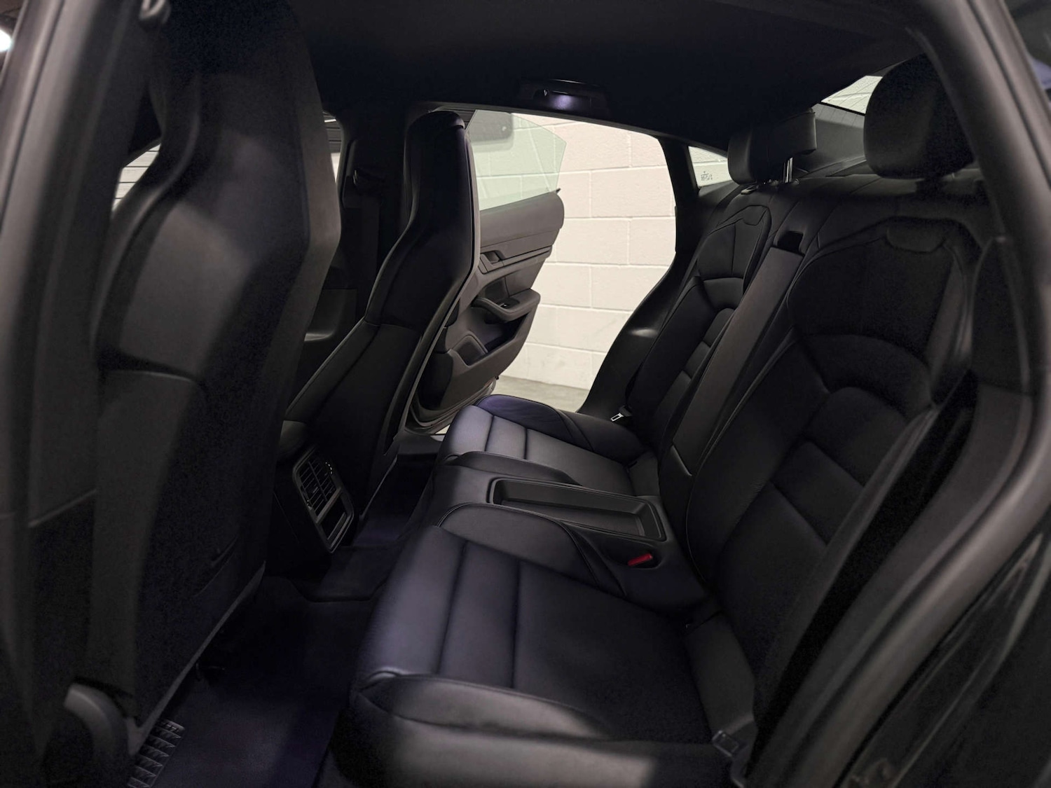 Used Porsche Taycan 2020 for sale - 77413344: Photo 19