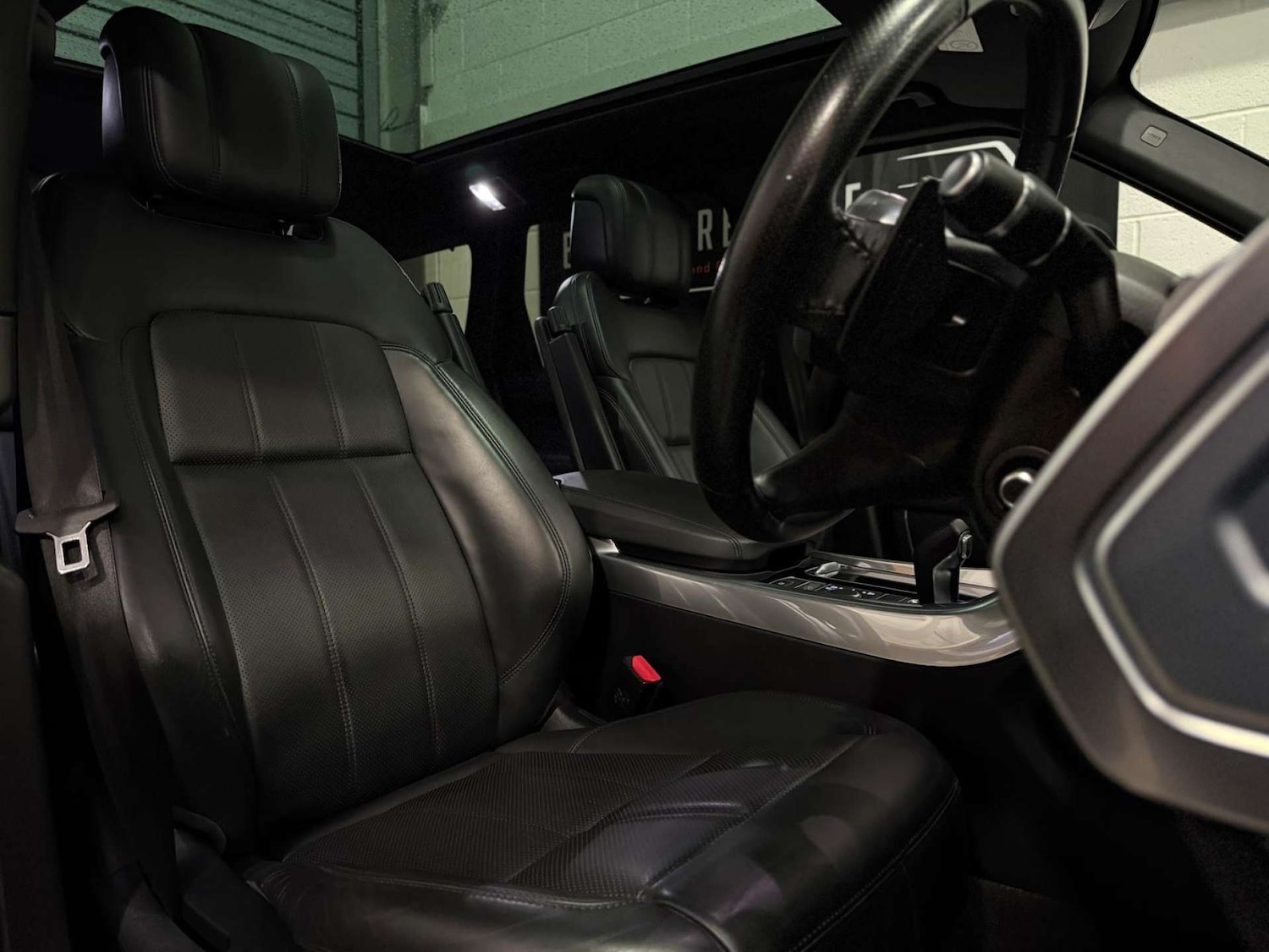 Used Land Rover Range Rover Sport 2019 for sale - 76533556: Photo 15