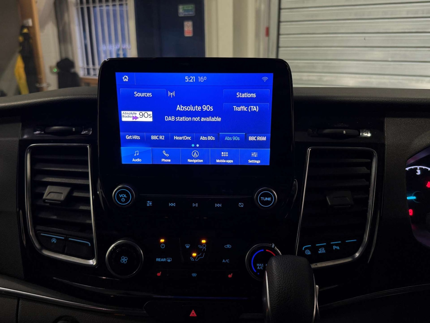 Used Ford Tourneo Custom 2020 for sale - 76601292: Photo 14