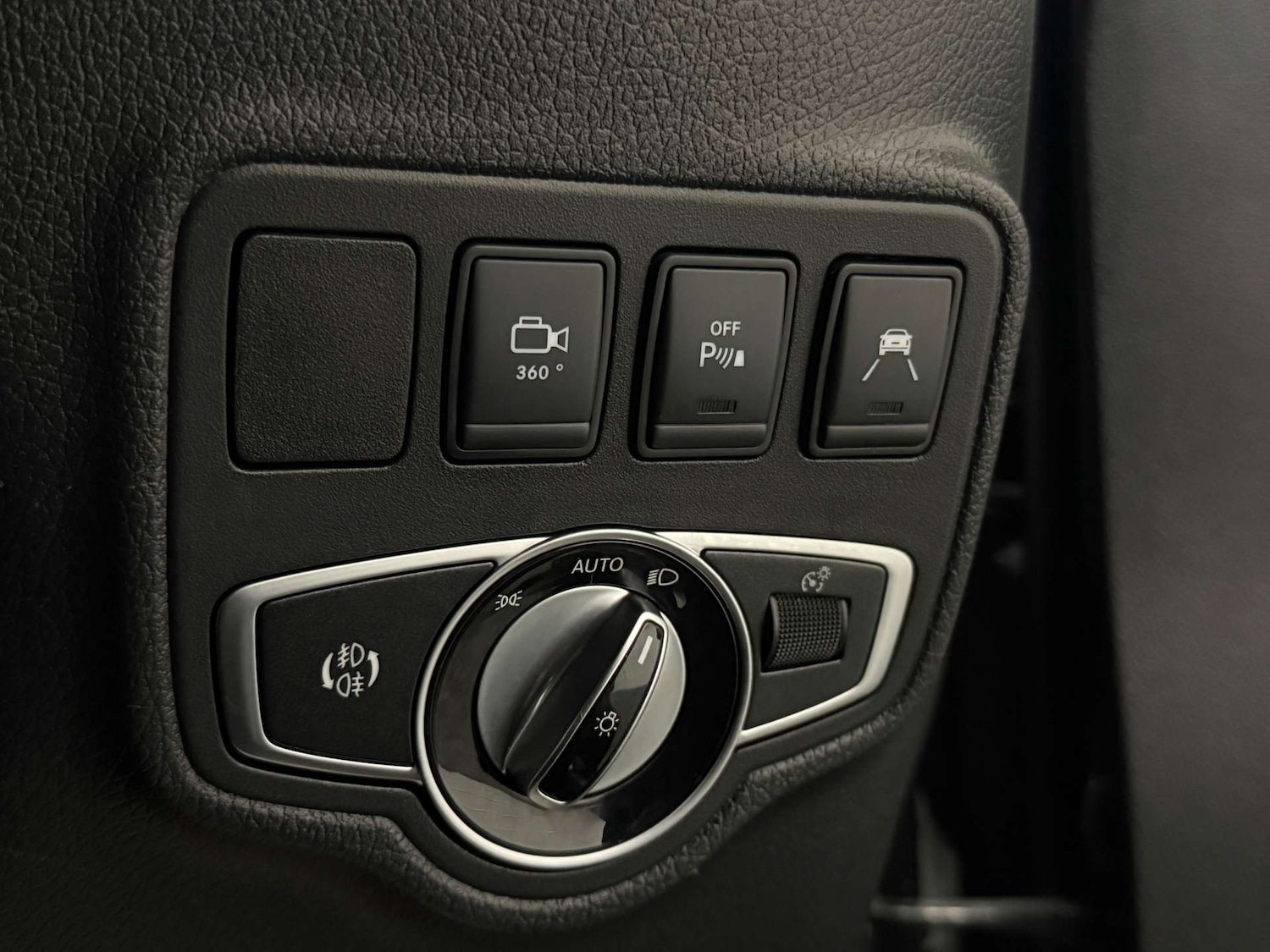 Used Mercedes-Benz X Class 2018 for sale - 77452509: Photo 19