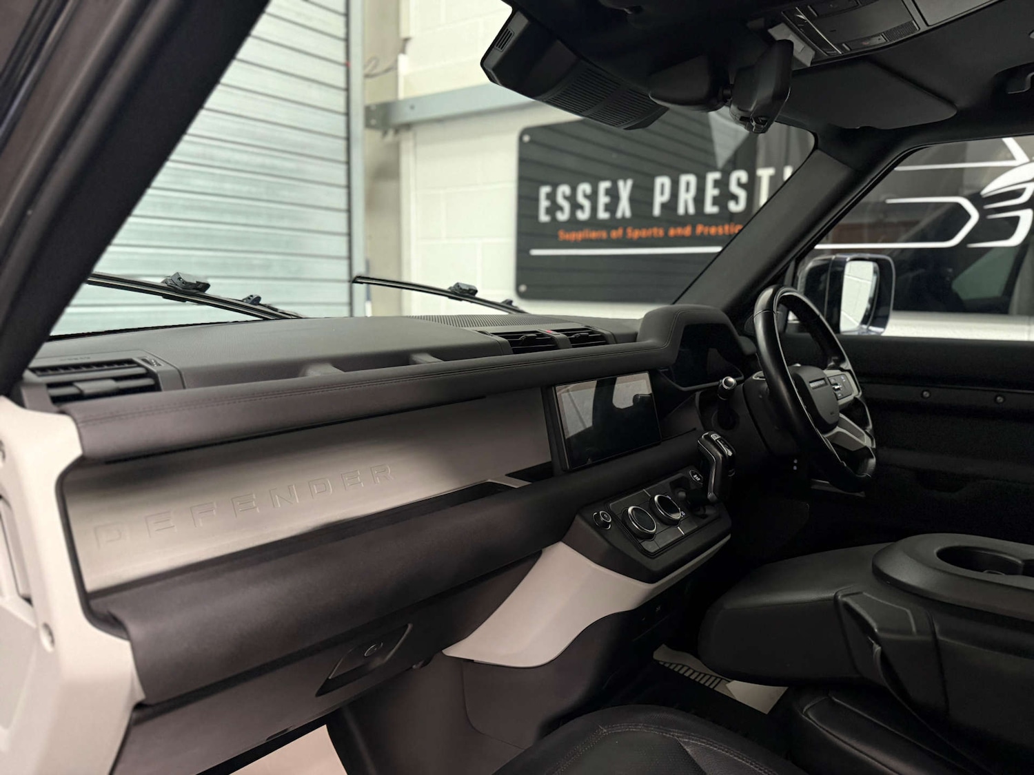 Used Land Rover Defender 2022 for sale - 77880371: Photo 16