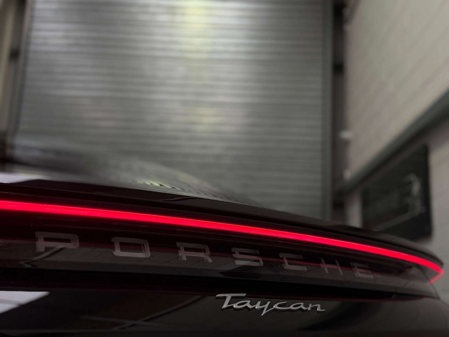 Used Porsche Taycan 2021 for sale - 75992319: Photo 14