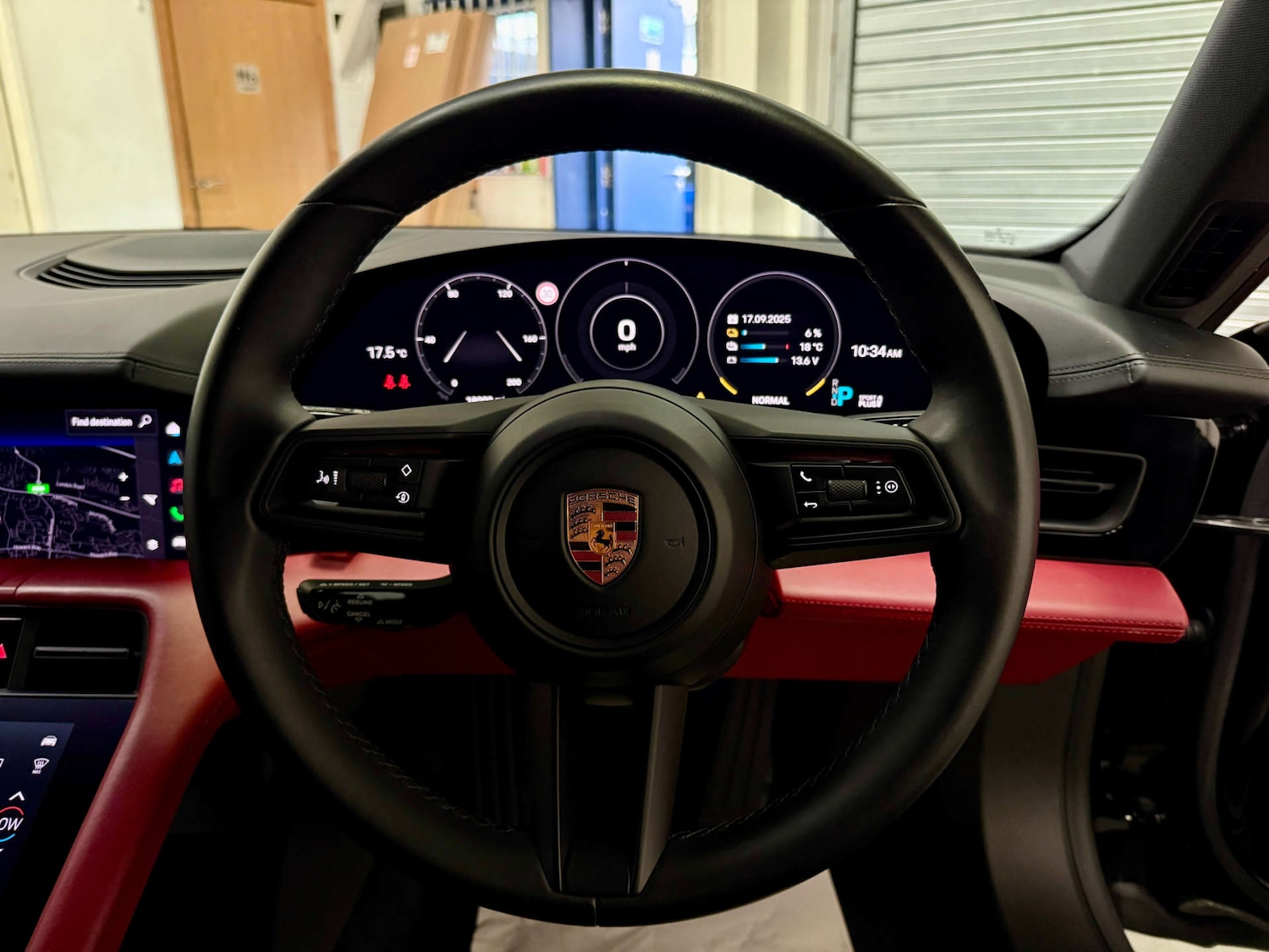 Used Porsche Taycan 2021 for sale - 75992319: Photo 15
