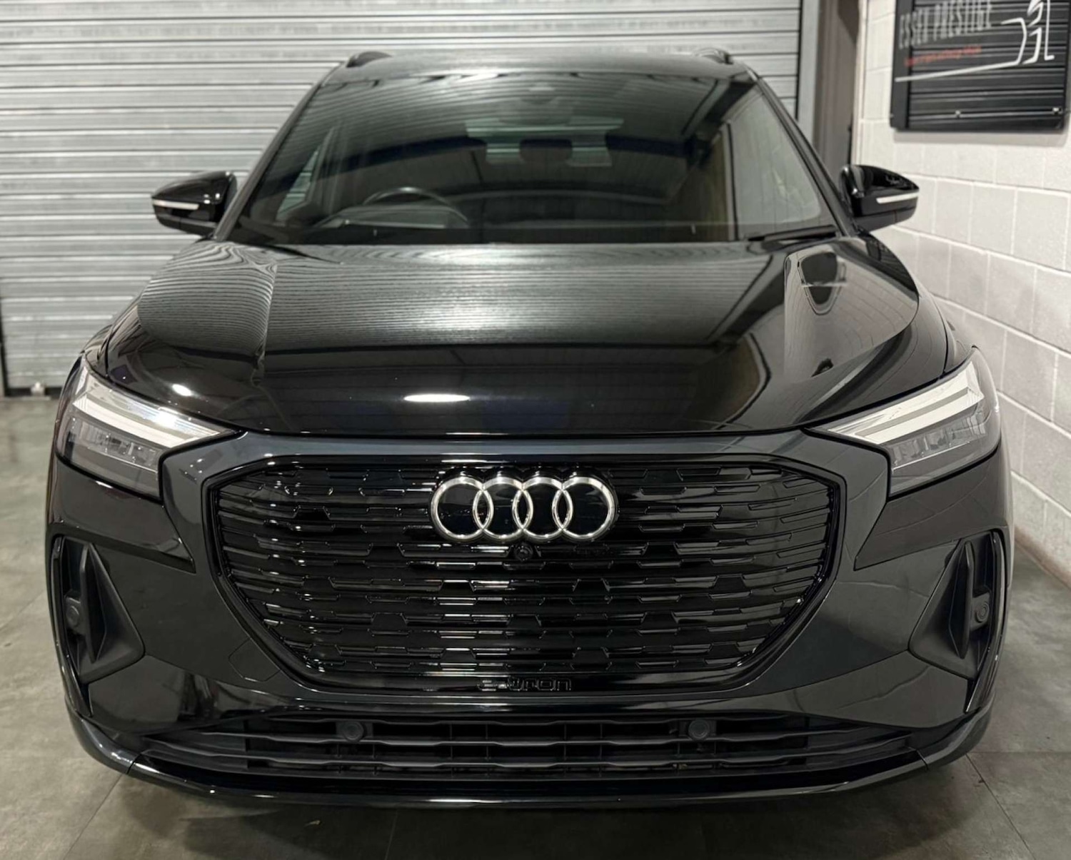 Used Audi Q4 e-tron 2022 for sale - 76767897: Photo 2