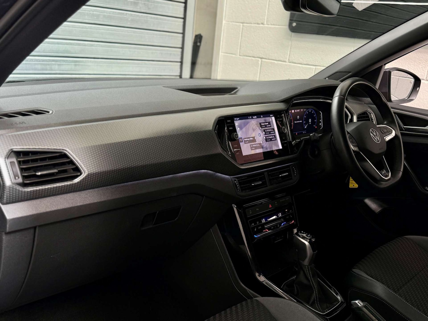 Used Volkswagen T-Cross 2022 for sale - 76277767: Photo 17