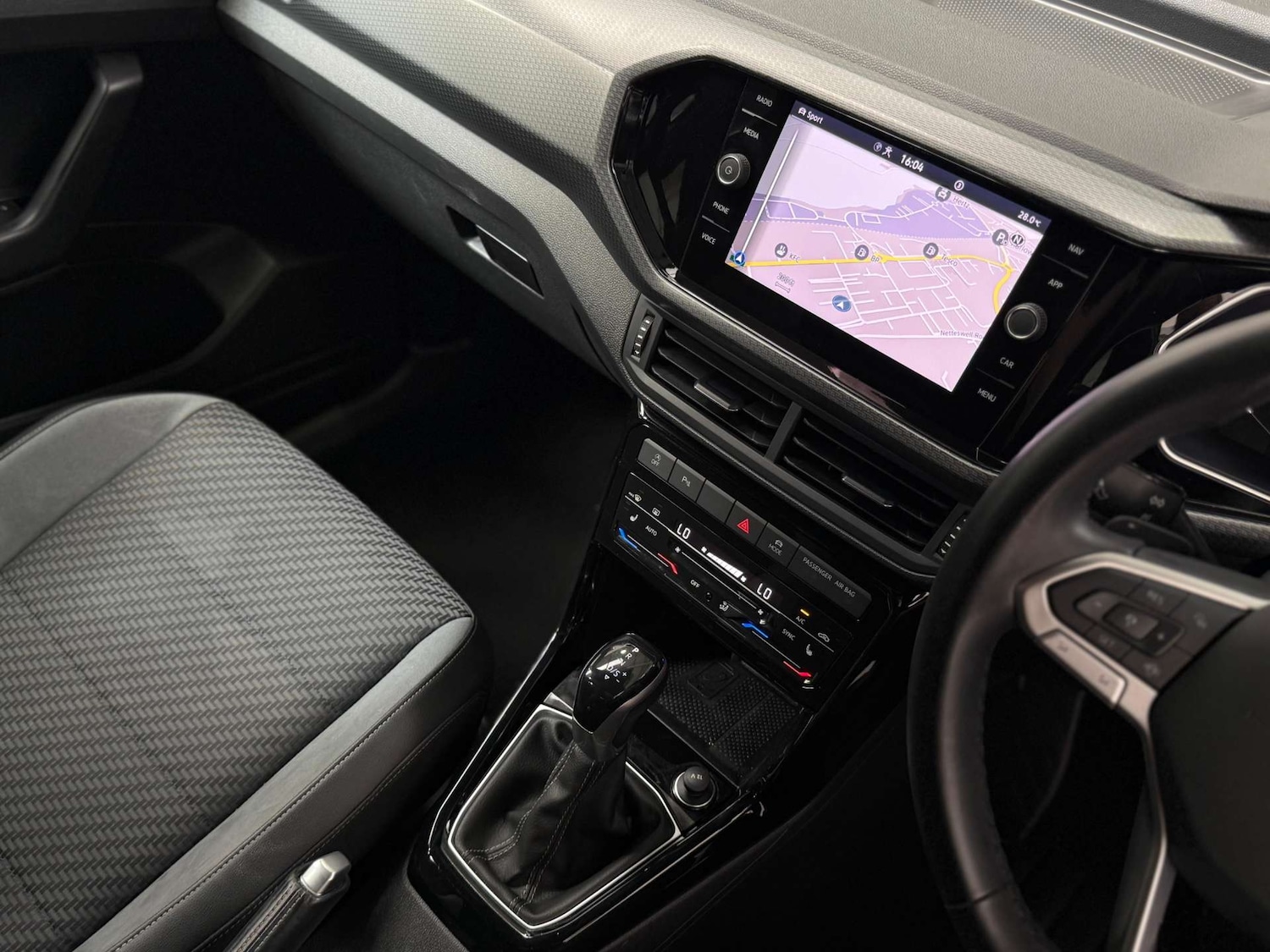 Used Volkswagen T-Cross 2022 for sale - 76277767: Photo 20