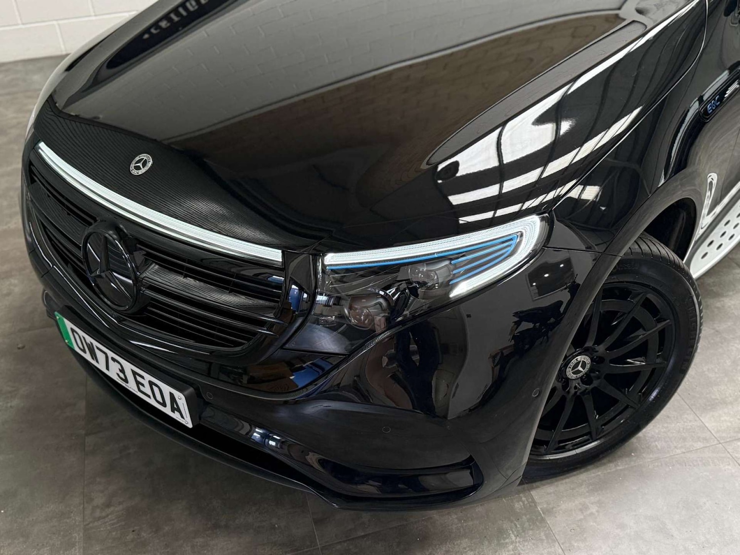 Used Mercedes-Benz EQC 2023 for sale - 78000733: Photo 11