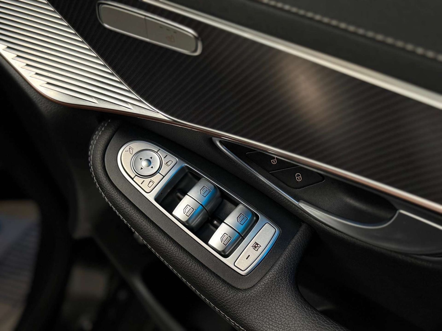 Used Mercedes-Benz EQC 2023 for sale - 78000733: Photo 27