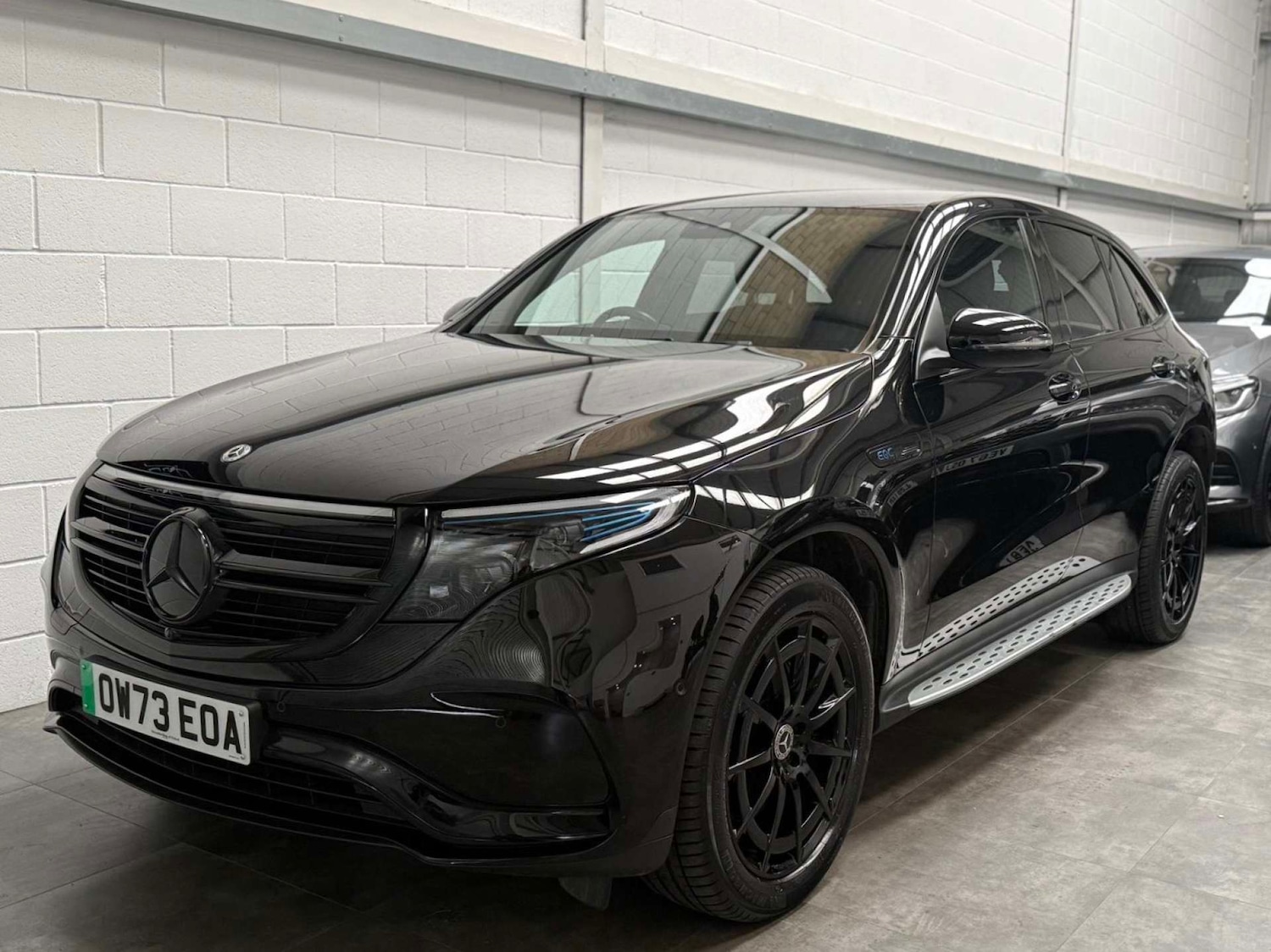 Used Mercedes-Benz EQC 2023 for sale - 78000733: Photo 3