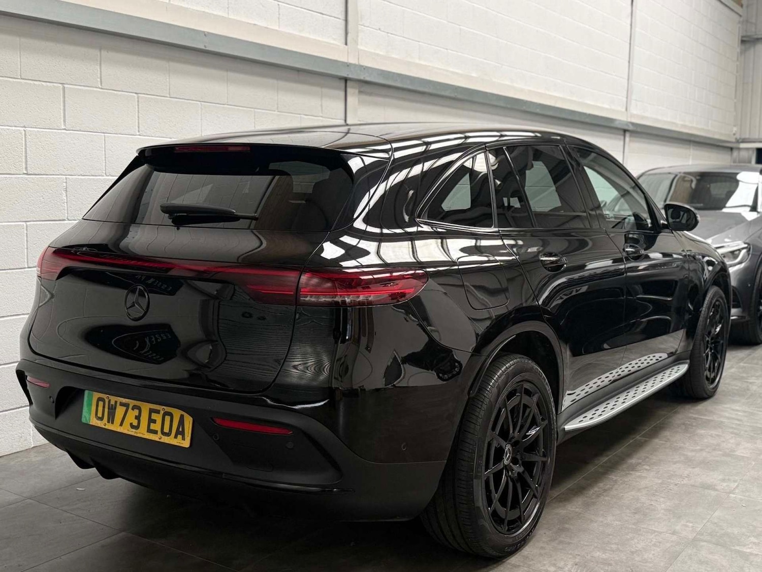 Used Mercedes-Benz EQC 2023 for sale - 78000733: Photo 6