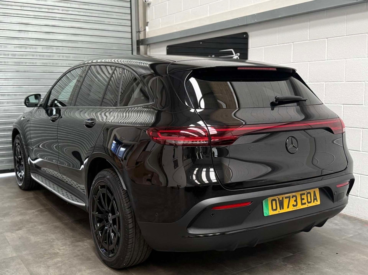 Used Mercedes-Benz EQC 2023 for sale - 78000733: Photo 8