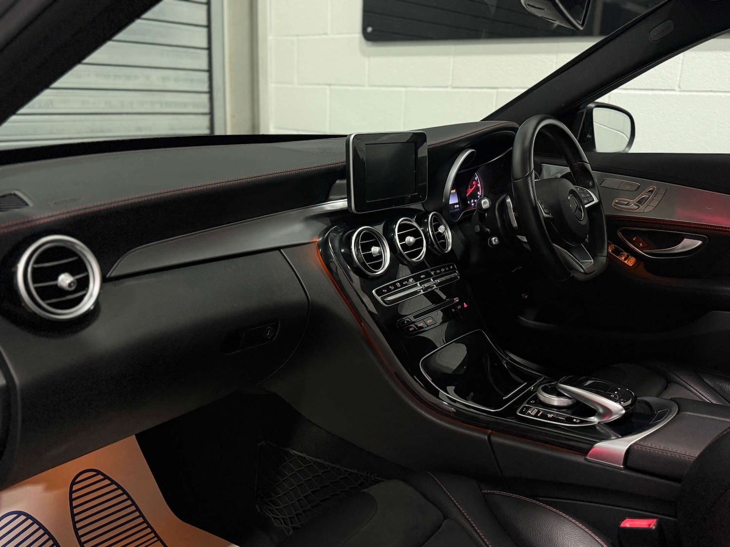 Used Mercedes-Benz C Class 2016 for sale - 77125187: Photo 18