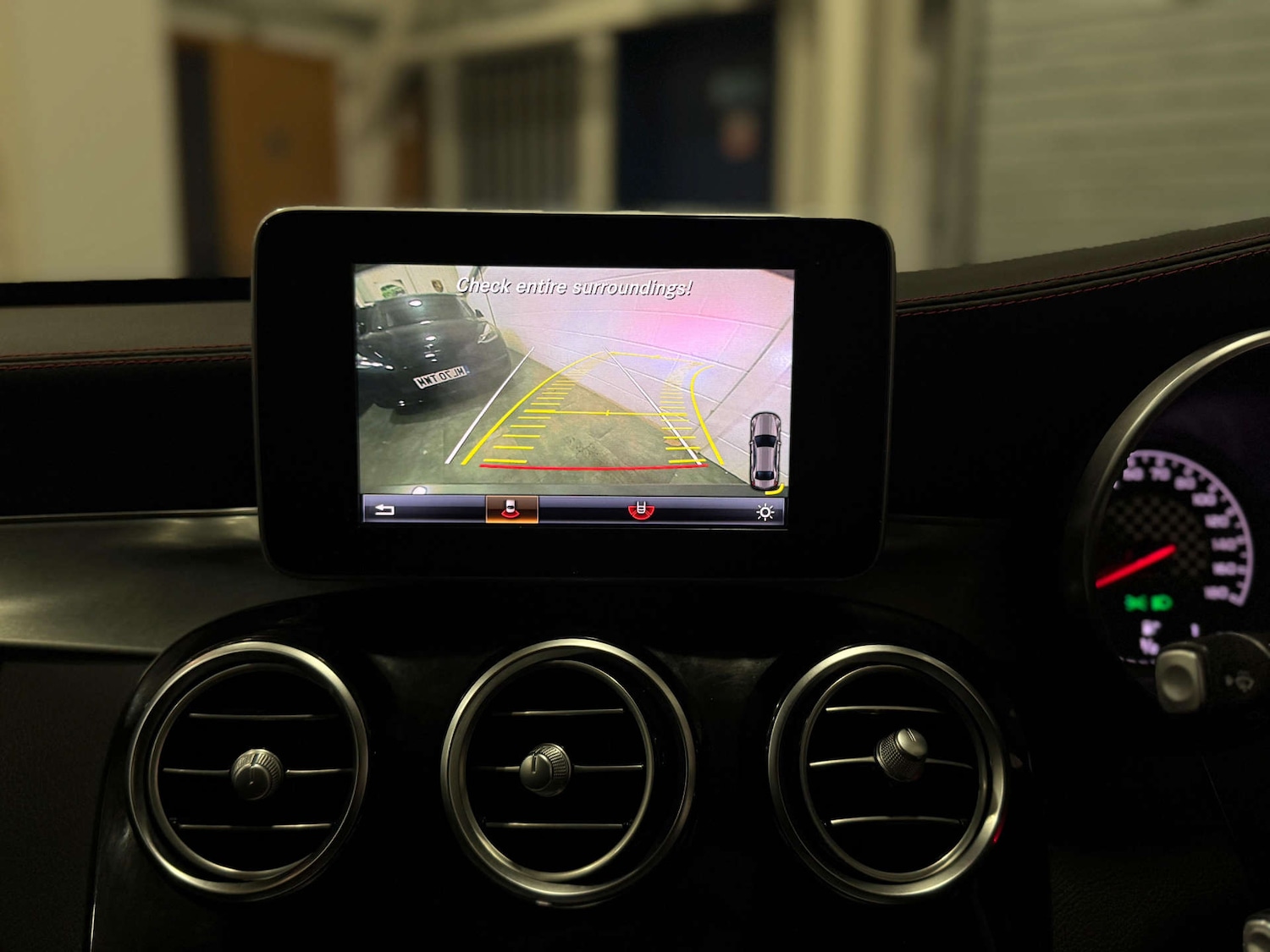 Used Mercedes-Benz C Class 2016 for sale - 77125187: Photo 25