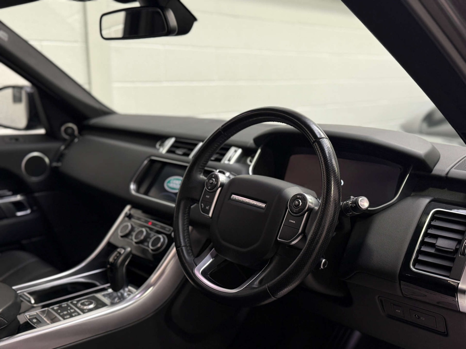 Used Land Rover Range Rover Sport 2016 for sale - 77031684: Photo 14