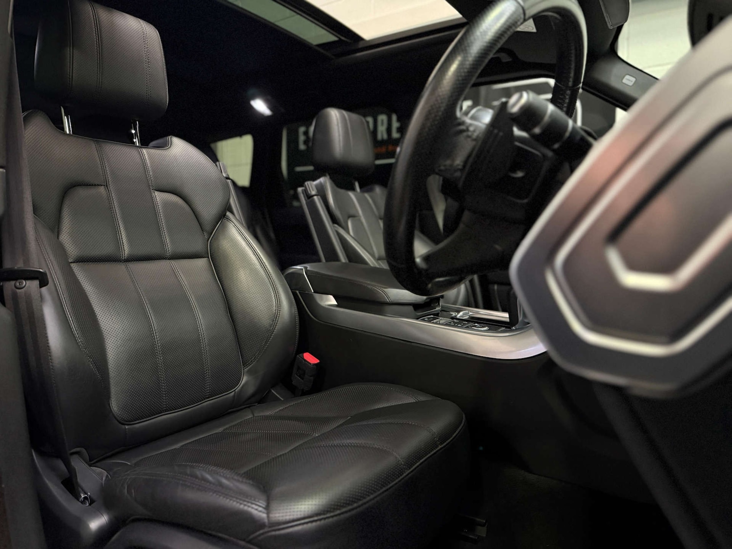 Used Land Rover Range Rover Sport 2016 for sale - 77031684: Photo 15