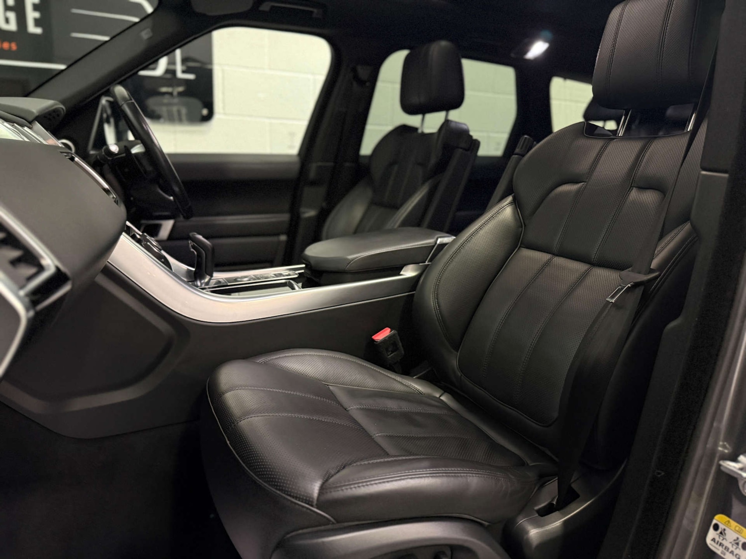 Used Land Rover Range Rover Sport 2016 for sale - 77031684: Photo 17