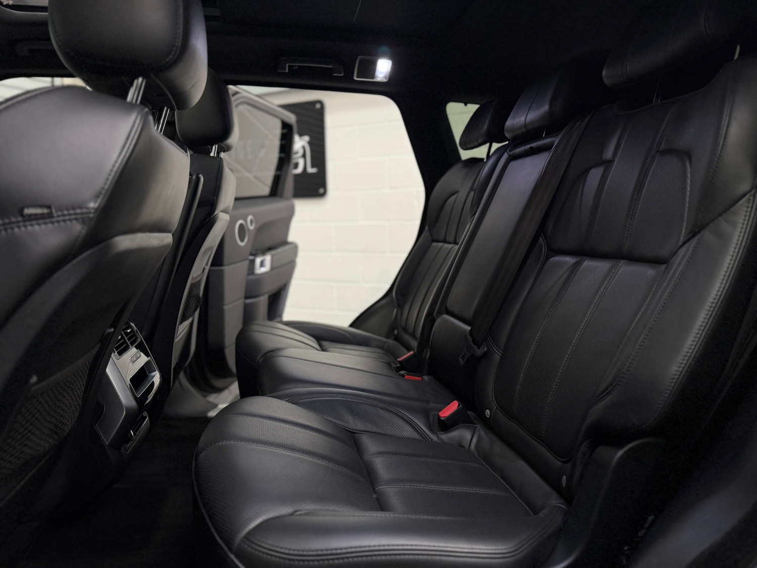 Used Land Rover Range Rover Sport 2016 for sale - 77031684: Photo 18