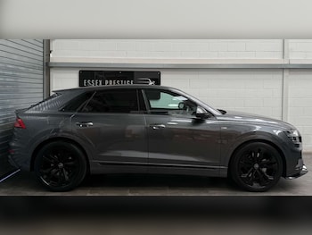 Used Audi Q8 2021 for sale - 78356417: Photo