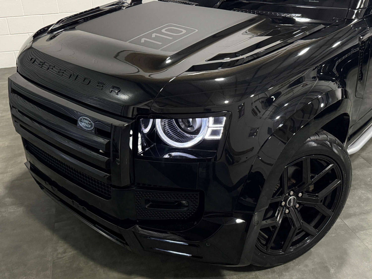 Used Land Rover Defender 2021 for sale - 77315525: Photo 11